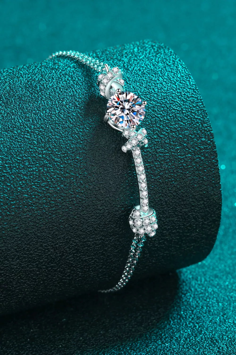 ddde9ca4603b4364b0b752a64dba6095-Max